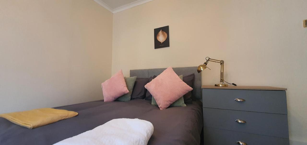 Coventry Elite House Aparthotel Esterno foto