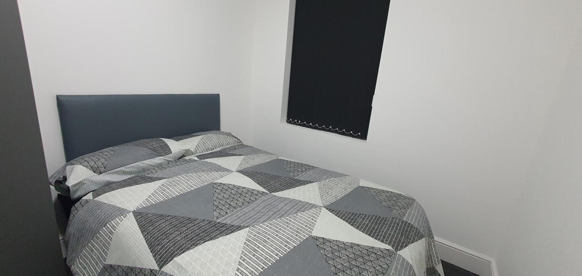 Coventry Elite House Aparthotel Esterno foto